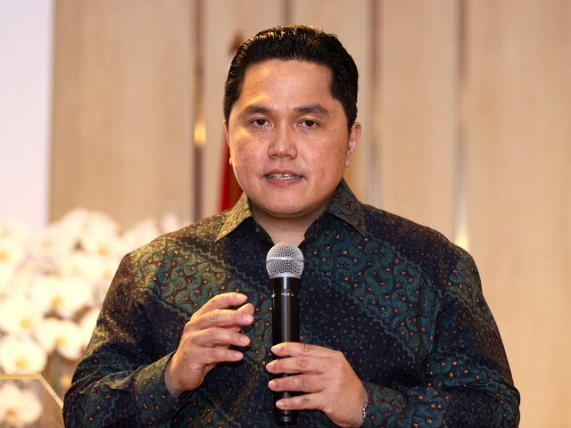 Minta Rakyat Sumbang Vitamin, Erick Thohir Buat Jokowi Malu